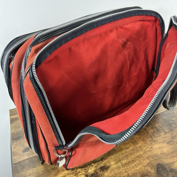 Vintage Soft Carry On Suitcase Bag Red With Black Trim Made In Korea 12 x 19 x 8 - Picture 6 of 14